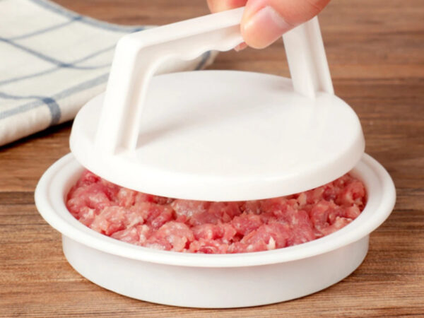 Molde para hamburguesas: utensilio esencial de cocina